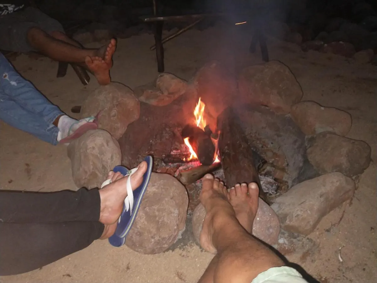 Figueira De Rio Do Boi Chale Totens Praia Grande  Chalet